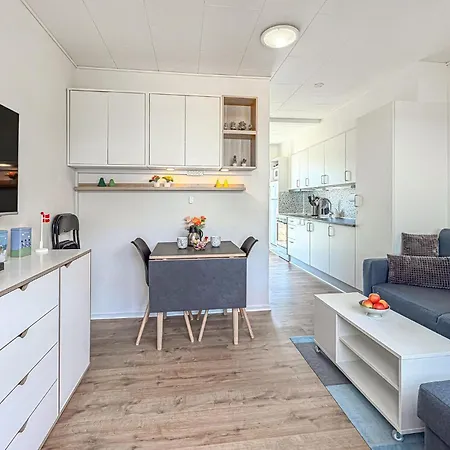 Lovely In With Sauna Apartman