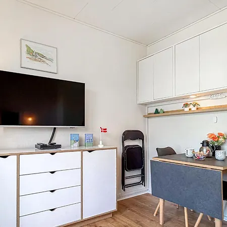 Lovely In With Sauna Apartman *